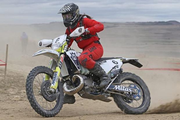 Sandra Gomez has participated in many motorcycle sporting events.  (Photo: Sandra Gomez/Instagram)