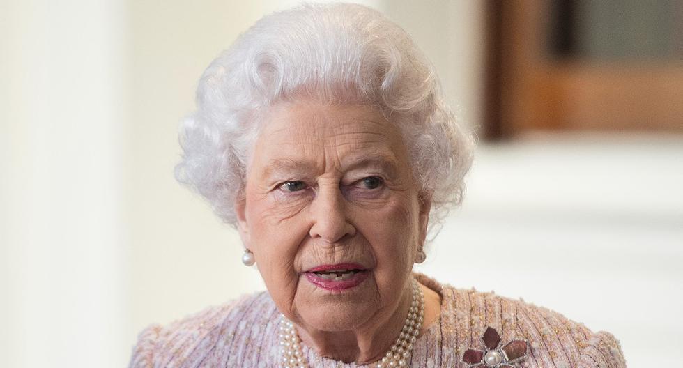 Queen Elizabeth II of the United Kingdom and the story behind her most famous photo of all |  royal family |  property |  nnda nnni |  Globalism
