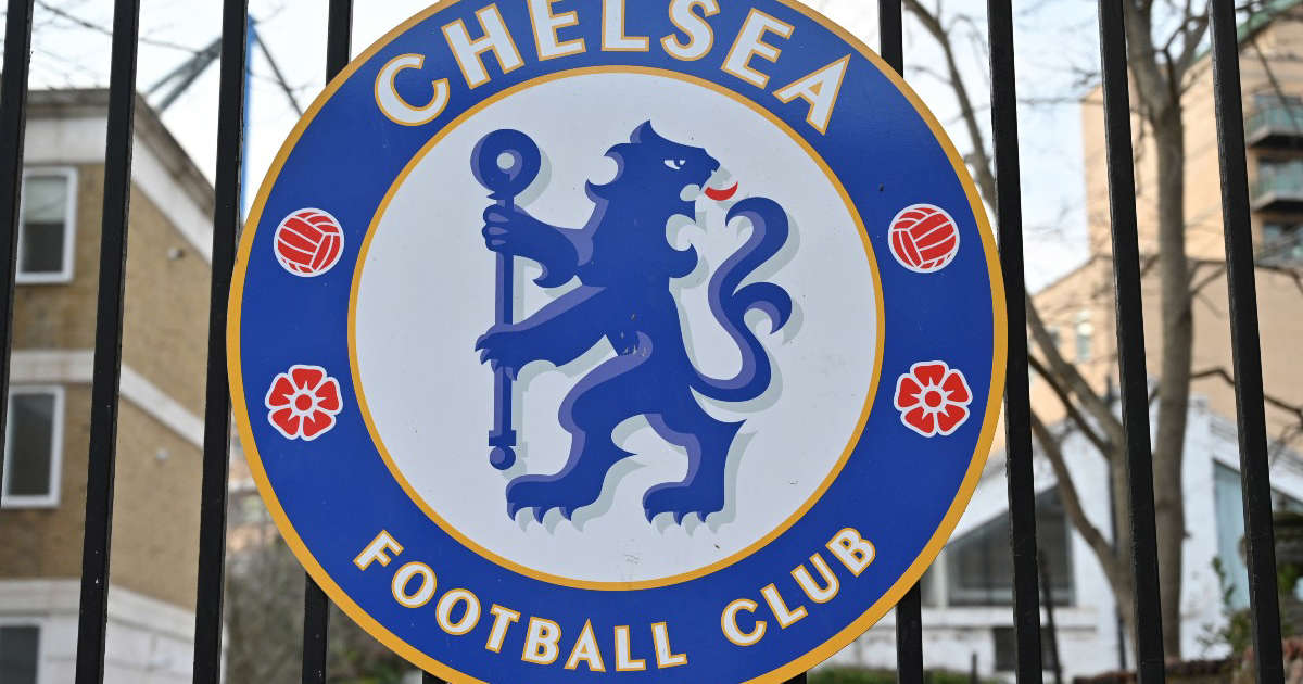 Chelsea faces millions of losses after giving up sponsorship contracts;  How old are they?