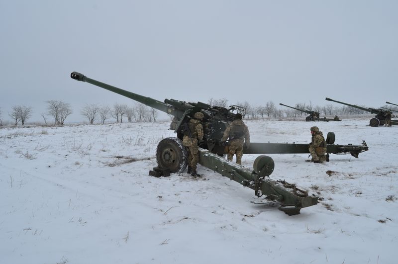 file image.  Ukrainian soldiers operate 2A65 Msta-B howitzers during exercises near the border with Russia-annexed Crimea in Ukraine's Kherson region.  January 28, 2022. Operation Joint Forces Press Service / Distributed via Reuters