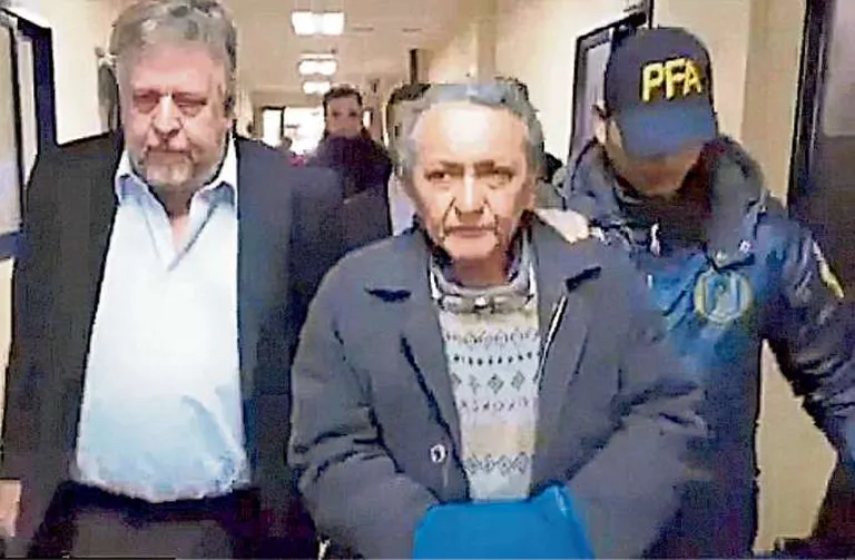 Driver Oscar Centeno appeared in Comodoro B to testify in a corruption case