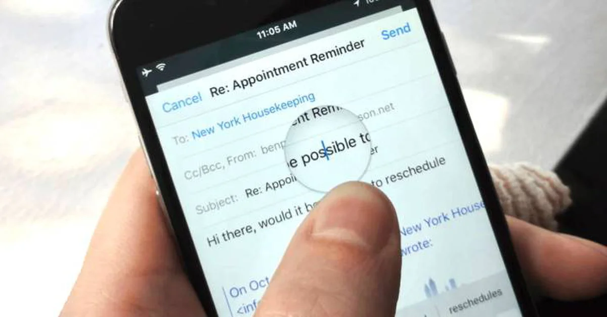 How to activate the magnifying glass on iPhone and Android phones