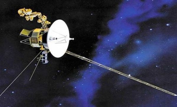Mystery at NASA: Voyager 1 sends strange data from space