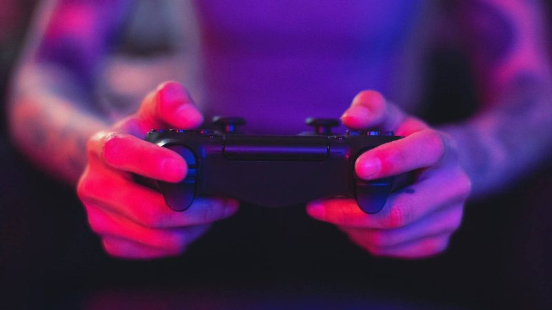 Video games have no direct effect on our happiness