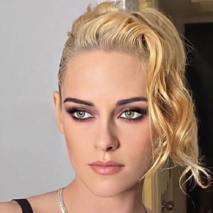 This is how Kristen Stewart prepared to play Lady D in Spencer