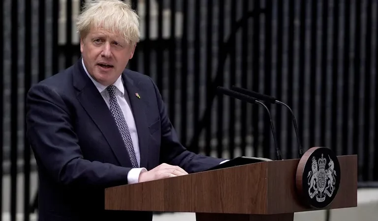 UK crisis: trapped, Boris Johnson resigns as Prime Minister, but will remain in office until his successor is chosen