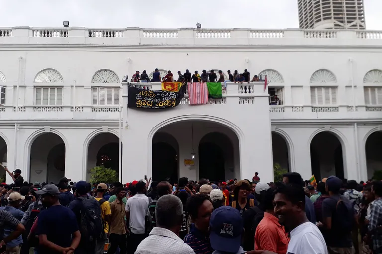 In the midst of the crisis, a mob of protesters stormed the president’s residence in Sri Lanka and the prime minister says he is resigning.