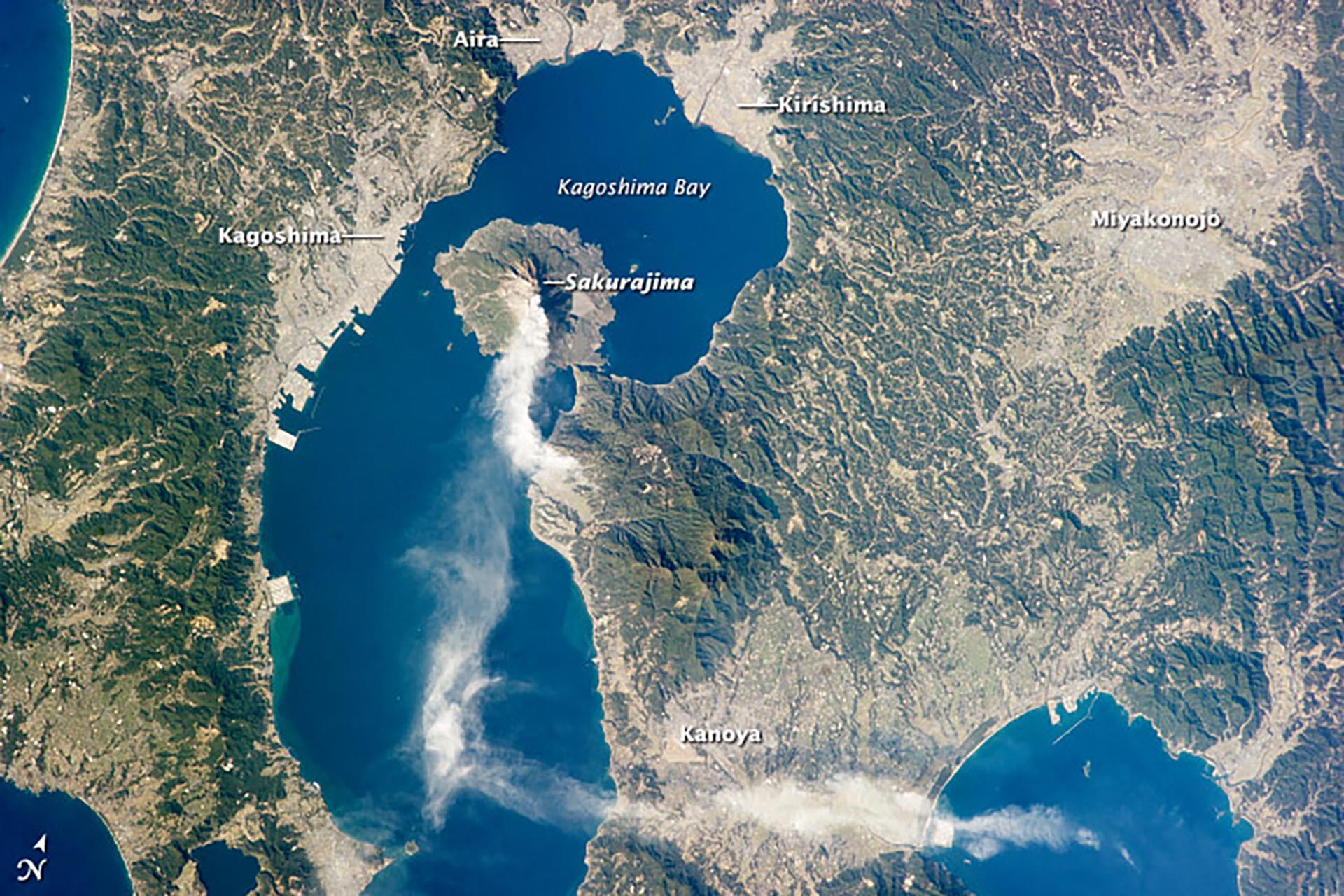 Satellite image of a smoke cloud from Sakurajima's activity.