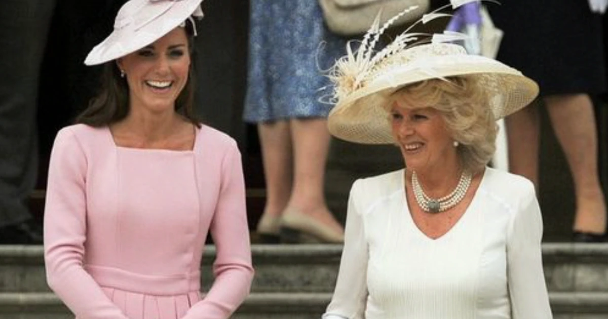 Kate Middleton and Camilla Parker Bowles show off their good relationship in a photo session