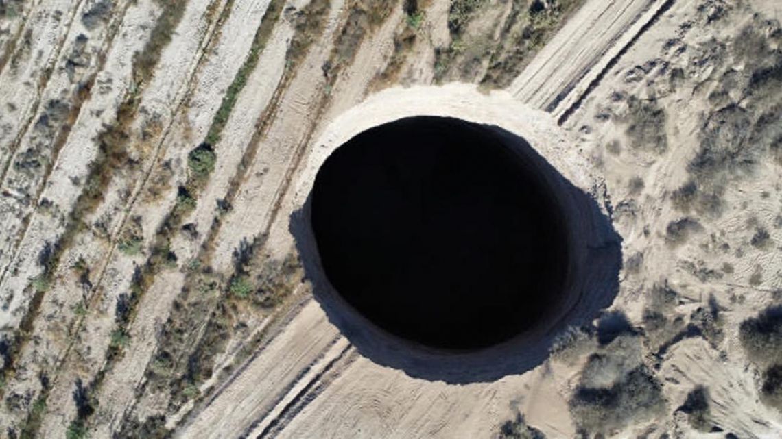 The size of the mysterious giant hole has increased in Chile and indicates the impact of mining