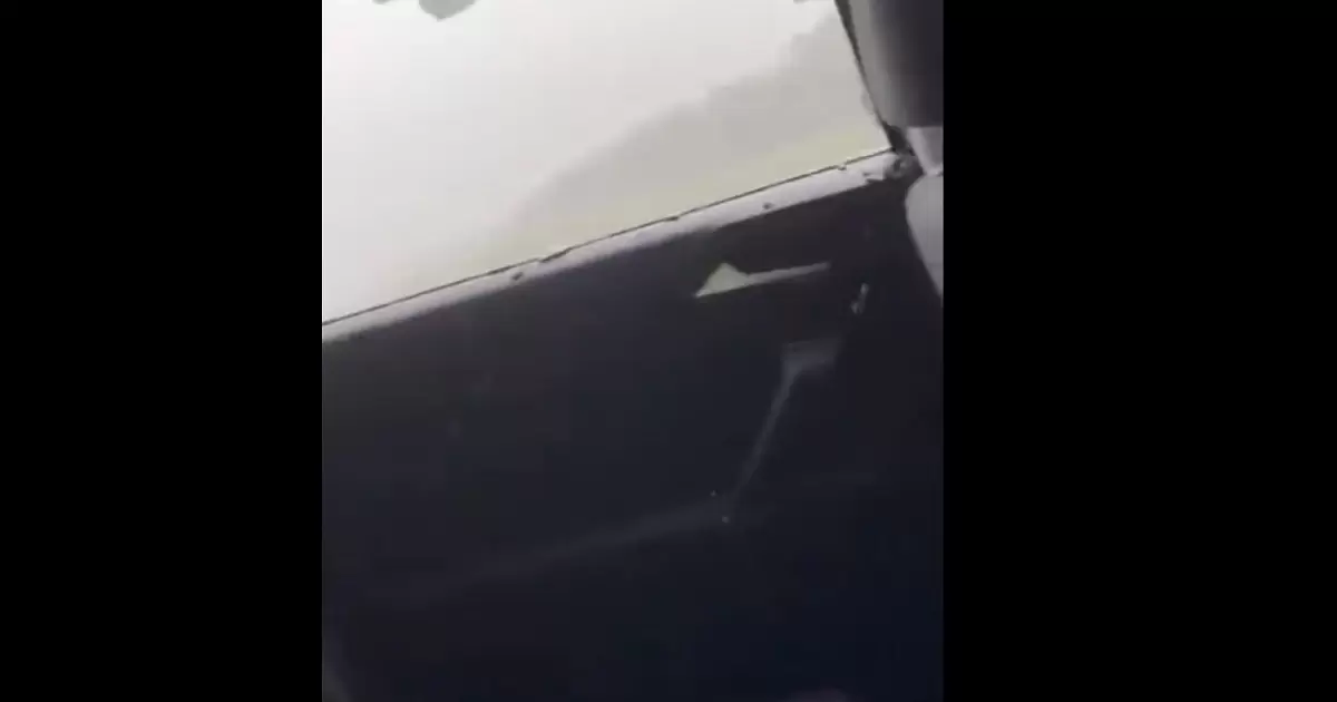 Hail storm smashes car windows in Alberta, Canada
