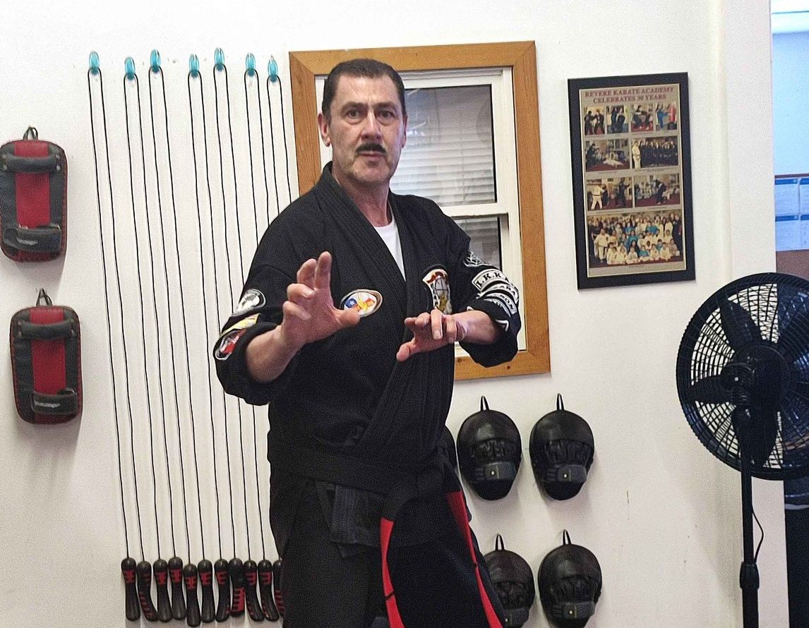 Master Penquista reaches the top of Karate