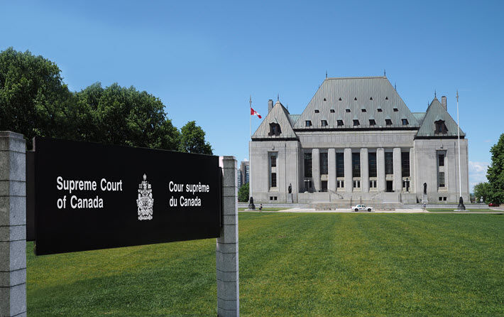 The Supreme Court of Canada rules that online distribution of copyrighted works is not subject to a fee, since such payment must only be made when it is transmitted or downloaded.