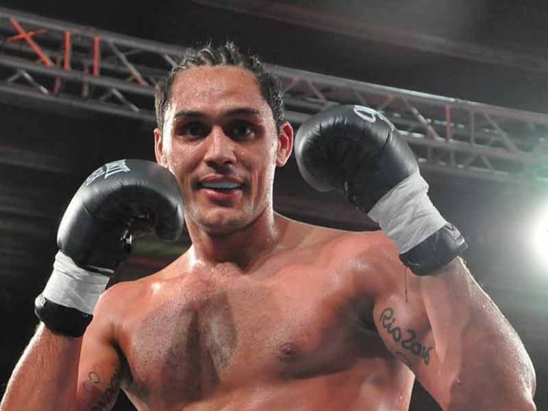 Peralta fights for the title and glory