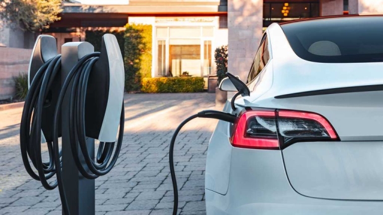 The United States will ban the sale of new gasoline cars by 2035 |  ANB :: Bariloche News Agency