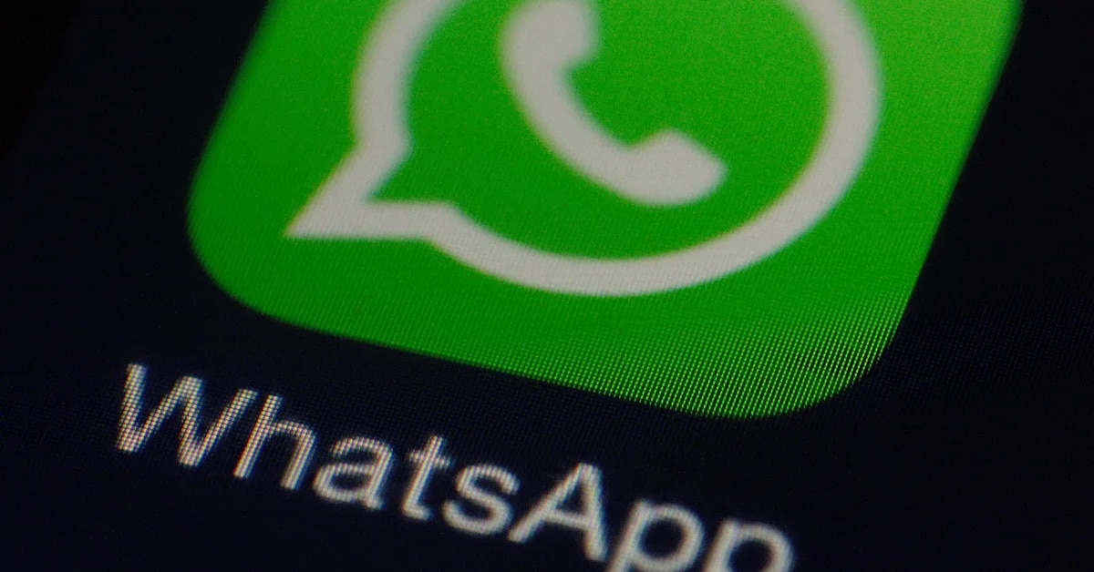 How to activate the floating window for WhatsApp and what it is for