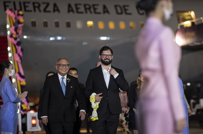 Borik arrives at the APEC Summit, where he will meet leaders from Canada, China and Japan.